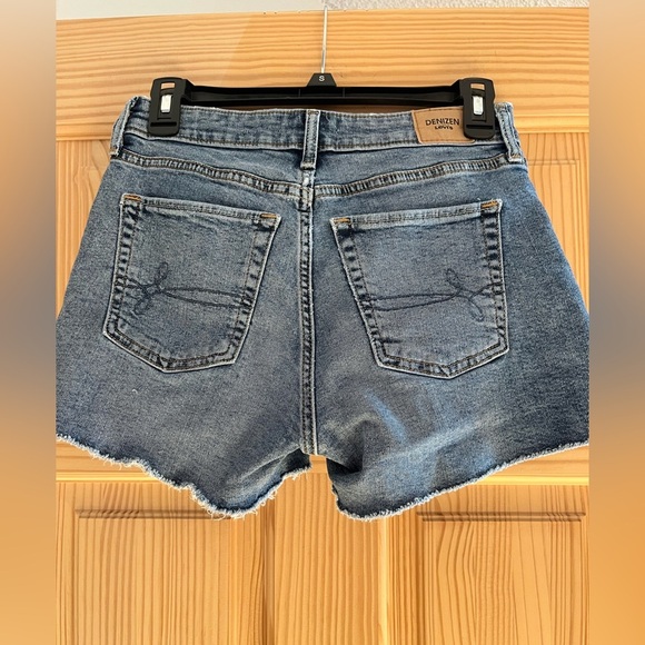 Denizen For Levi’s High Rise Blue Jeans Size Shorts - Picture 3 of 8